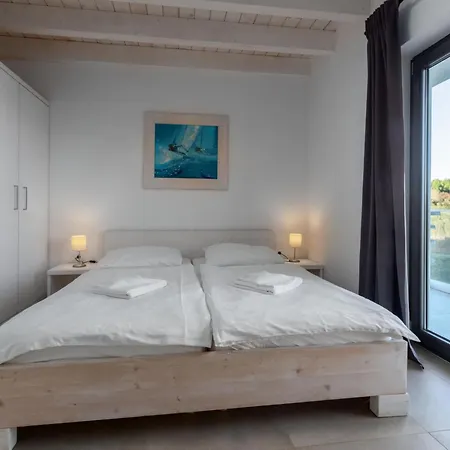 Luna Mit Pool- Sauna- Whirlpool- Tennispla By Interhome